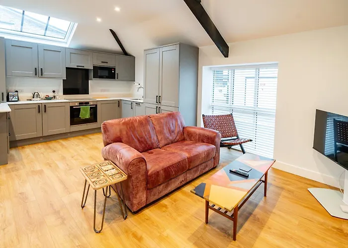 Town Center Duplex 6